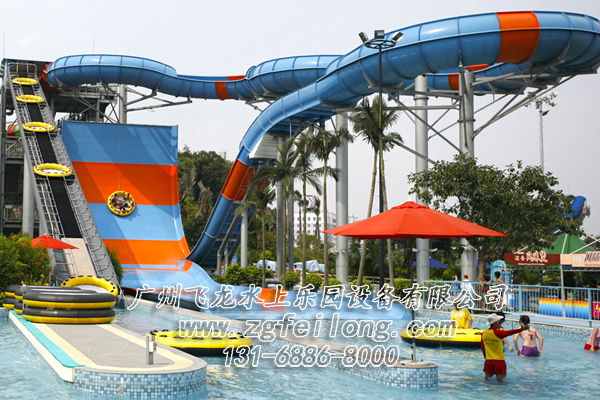 大型水上乐园设备---冲天回旋滑梯的游玩须知及游玩姿势
